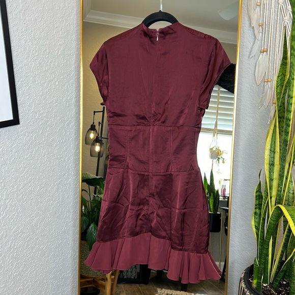 House of CB ‘Tianna’ Wine Ruffle Corset Mini Dress NWOT - Picture 8 of 11